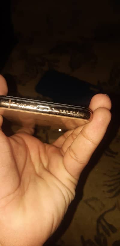 Apple iPhone XS