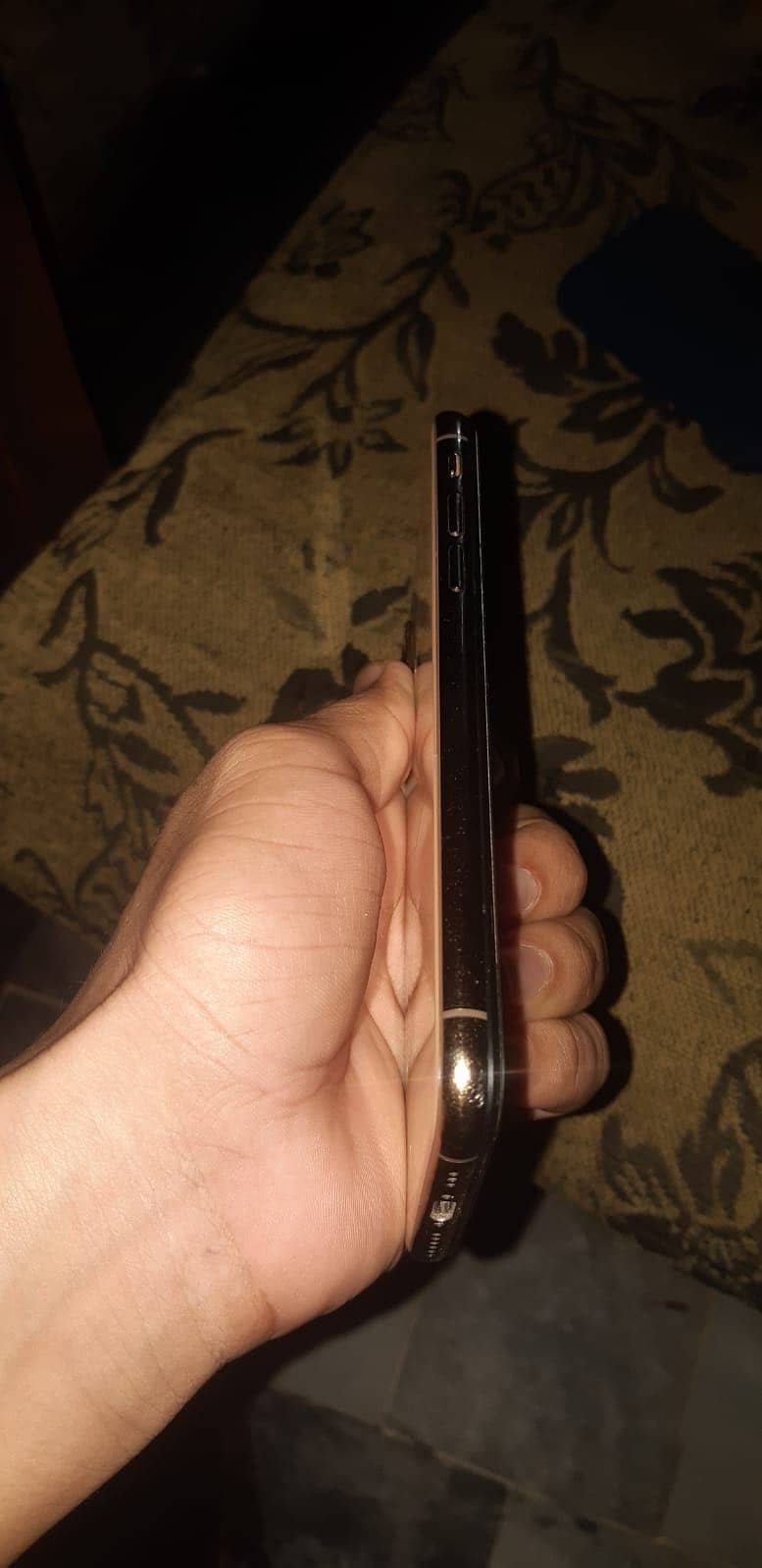 Apple iPhone XS 4