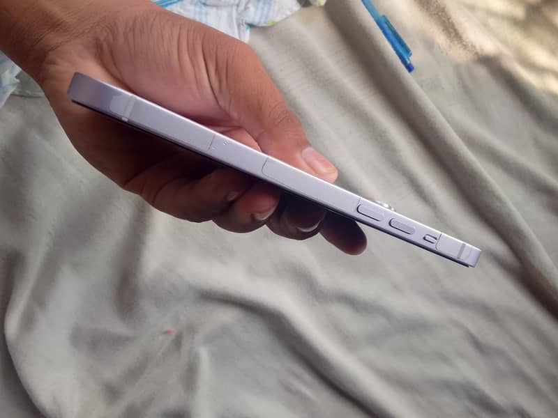 Apple iPhone 14 plus 3