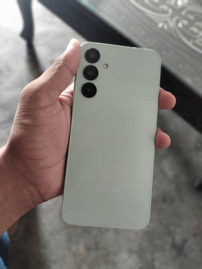 SAMSUNG A16