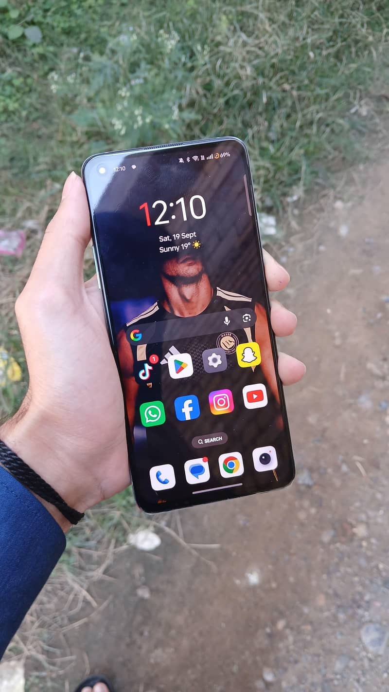 One Plus 9R 2
