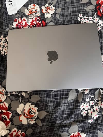 Apple MacBook Pro 2021 M1 Pro 14” | 16GB RAM | 512GB SSD