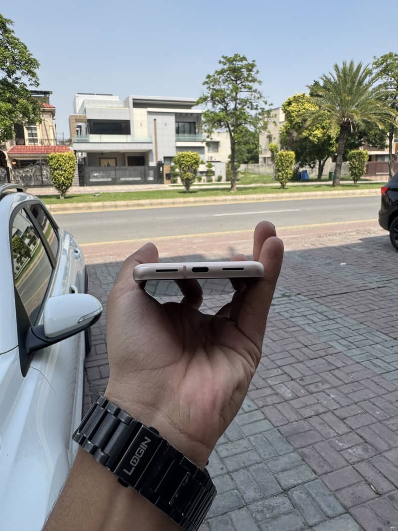 Google Pixel 8 1