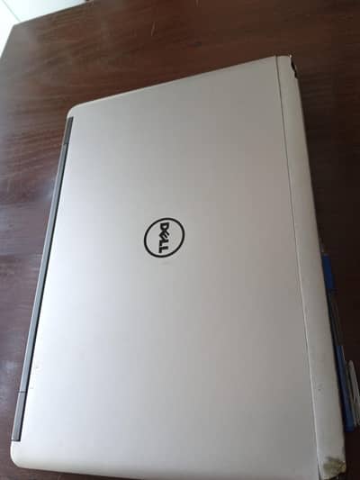 urgent selling laptop