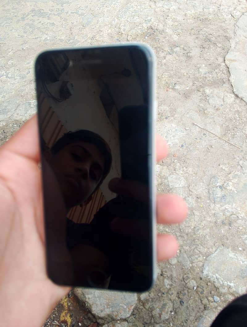 Apple iPhone 6 0
