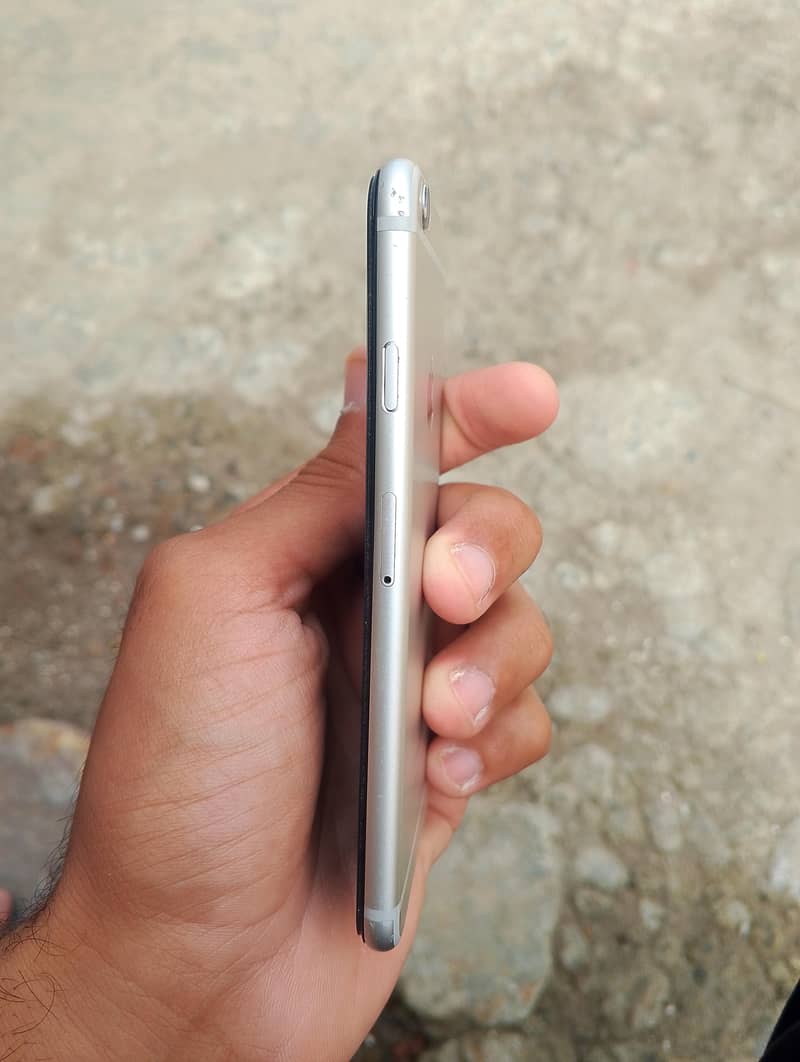 Apple iPhone 6 2