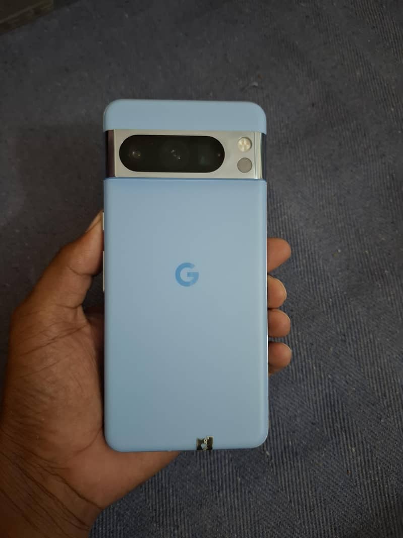Google Pixel 8 Pro 2