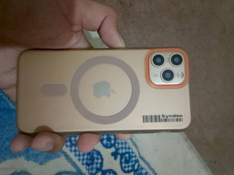 Apple iPhone X 4