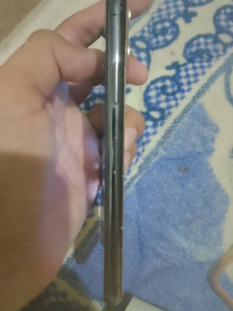 Apple iPhone X 5