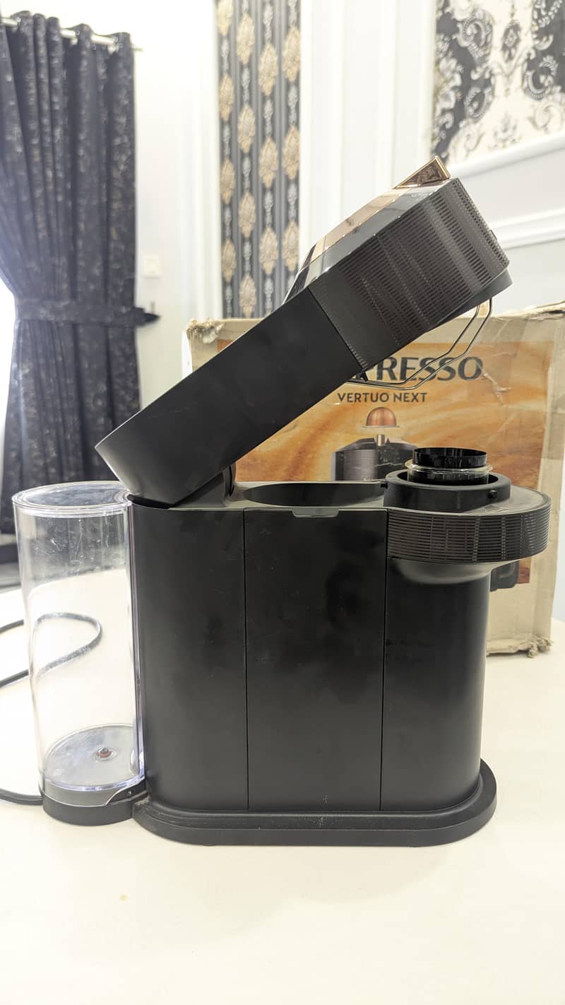 NESPRESSO VERTUO NEXT 1
