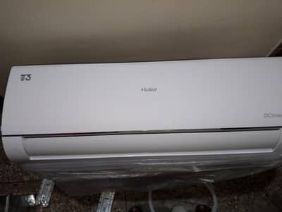 Haier 1.5ton DC inverter original condition