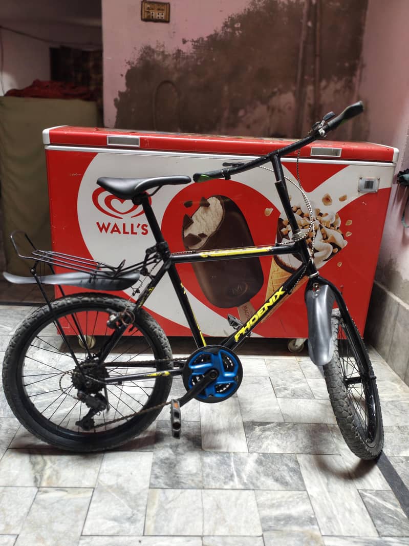 Phoenix Bycycle Good Condition 1