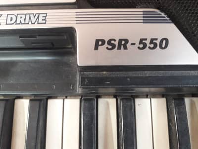 Yamaha PSR keyboard Good condition 10by 10 (03207370830)