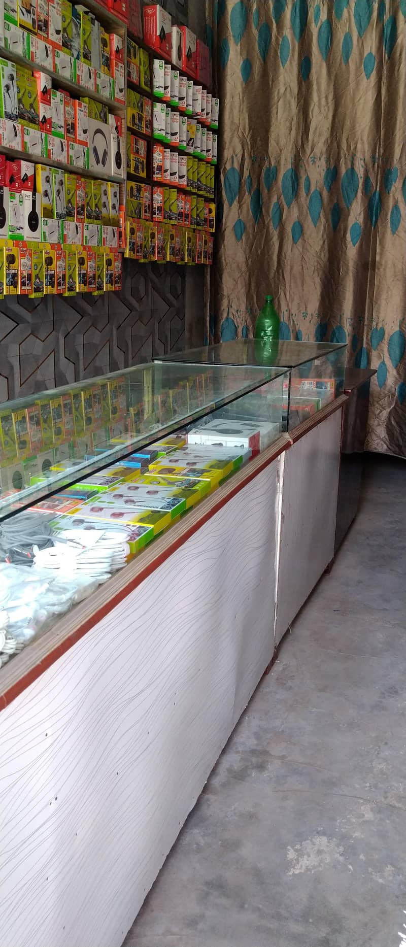 Mobile shop 2