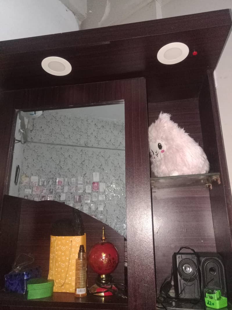 dressing table for room 2