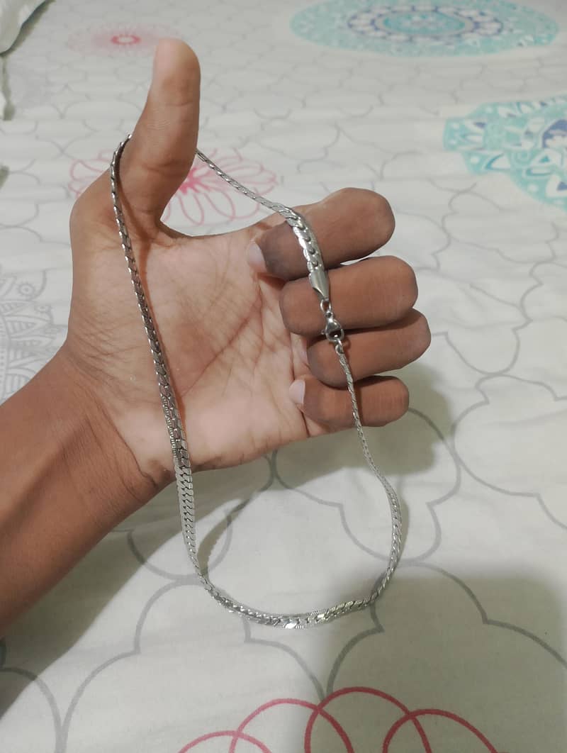 chains 2