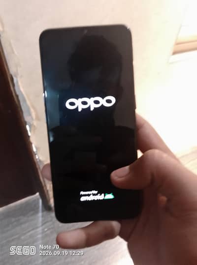 OPPO F15