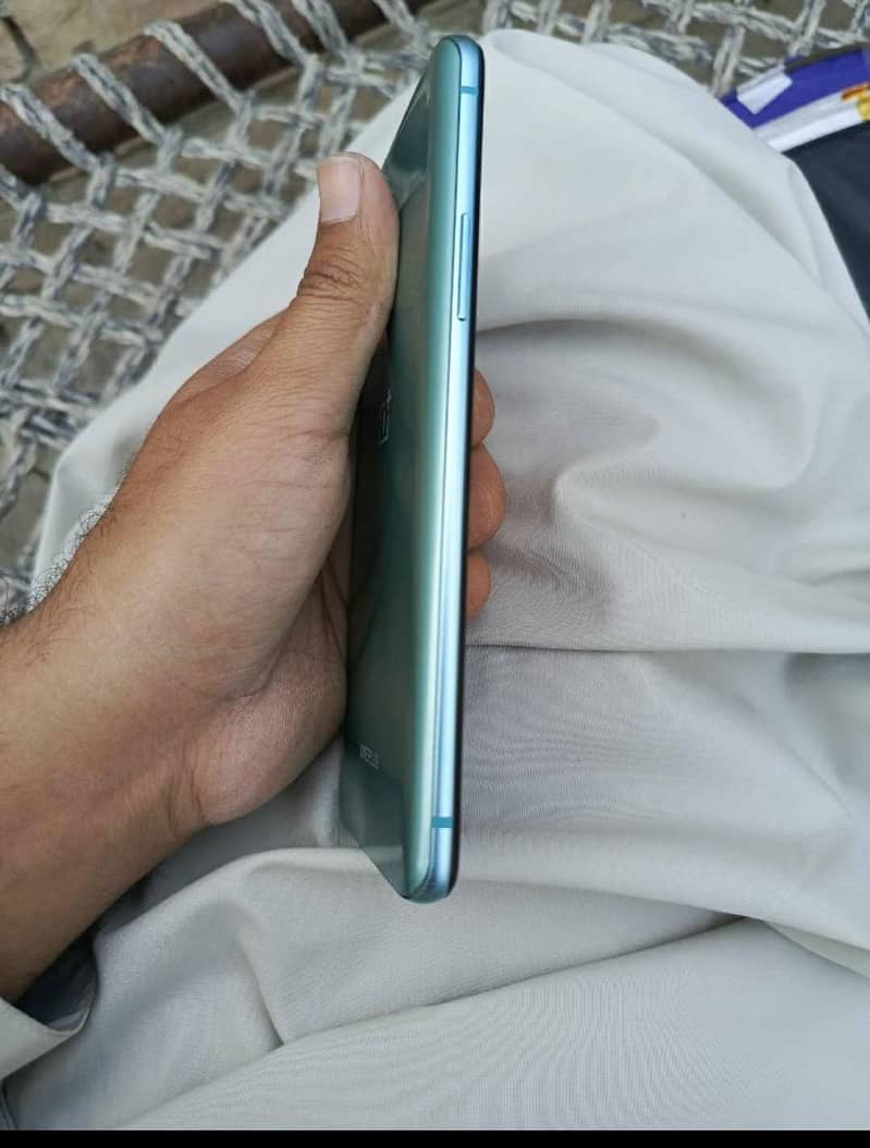 One Plus 8T 1