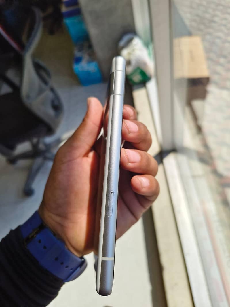 Google Pixel 7a 3