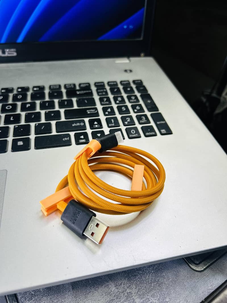Original Data cables 7
