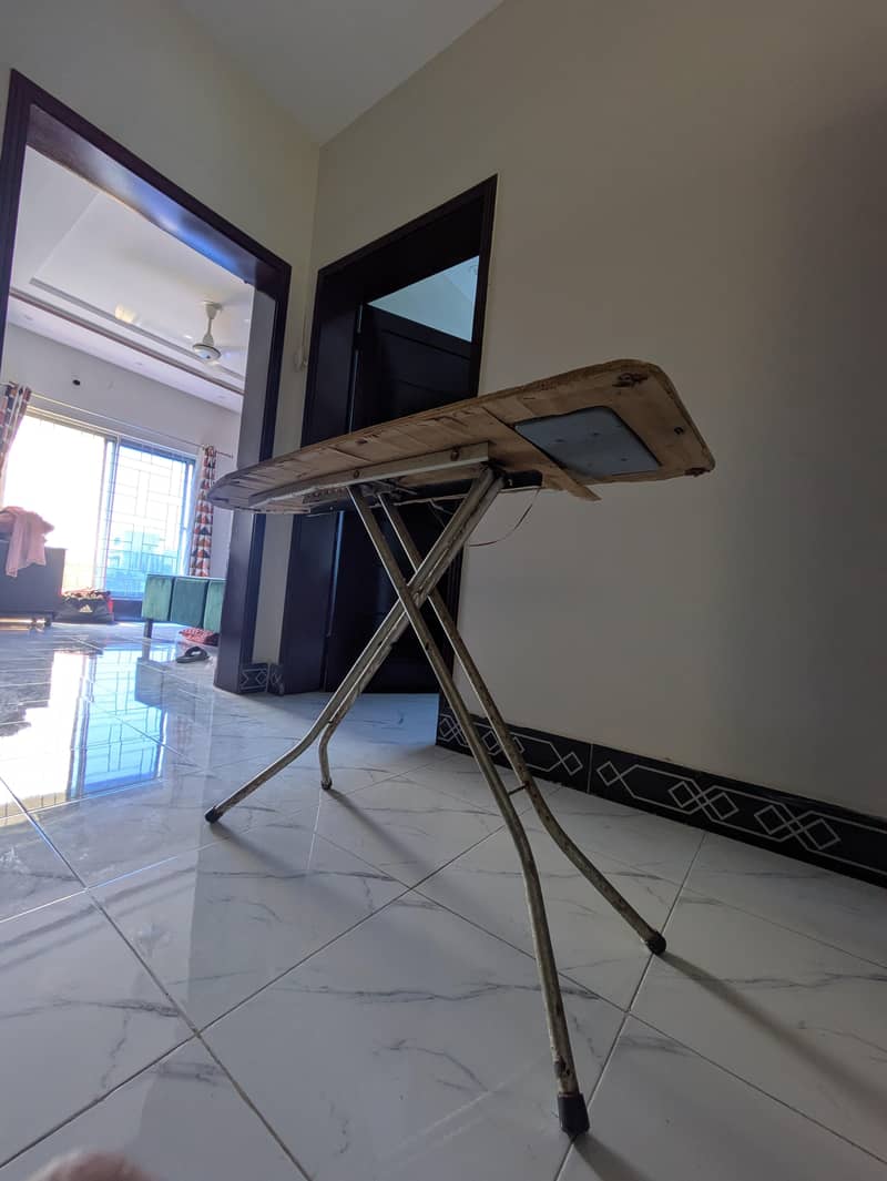 full size iron stand working properly 2