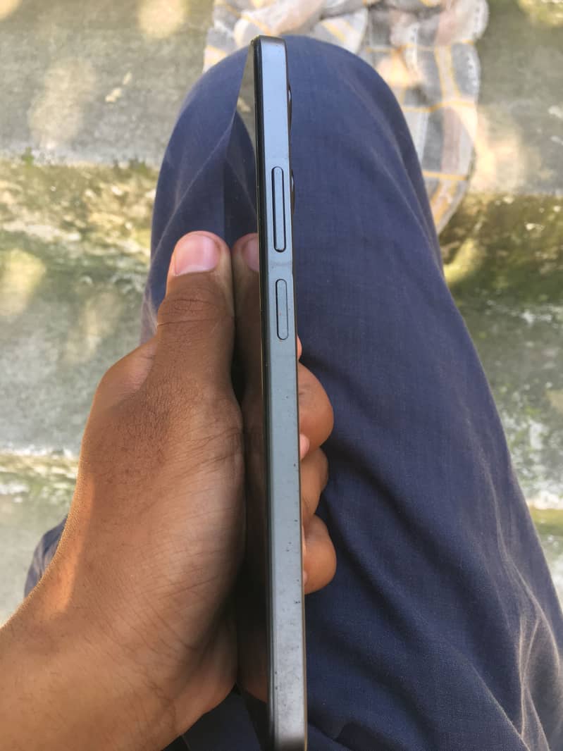 Realme Note 60x 2