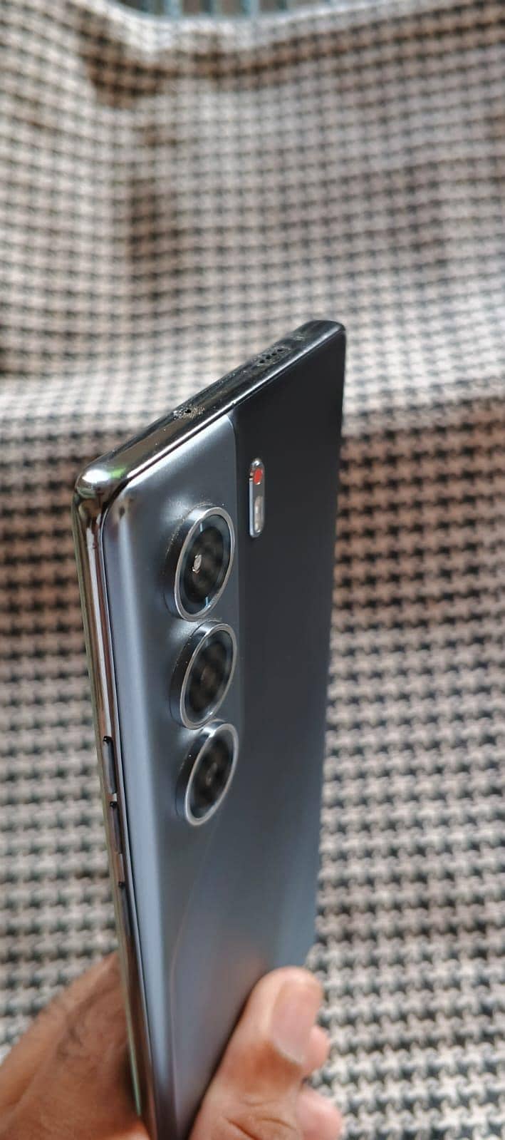 Tecno CAMON 40 Pro 3