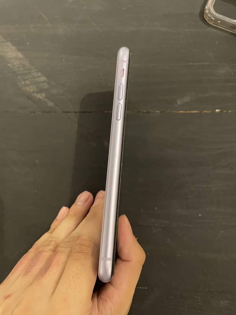 Apple iPhone 11 5
