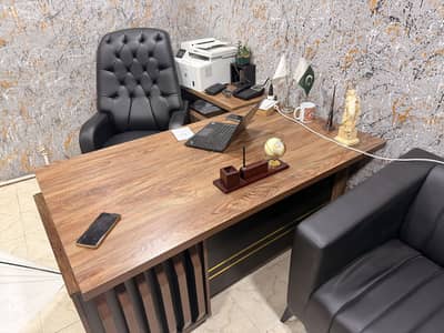 OFFICE EXECUTIVE TABLE & CHAIR SALE
