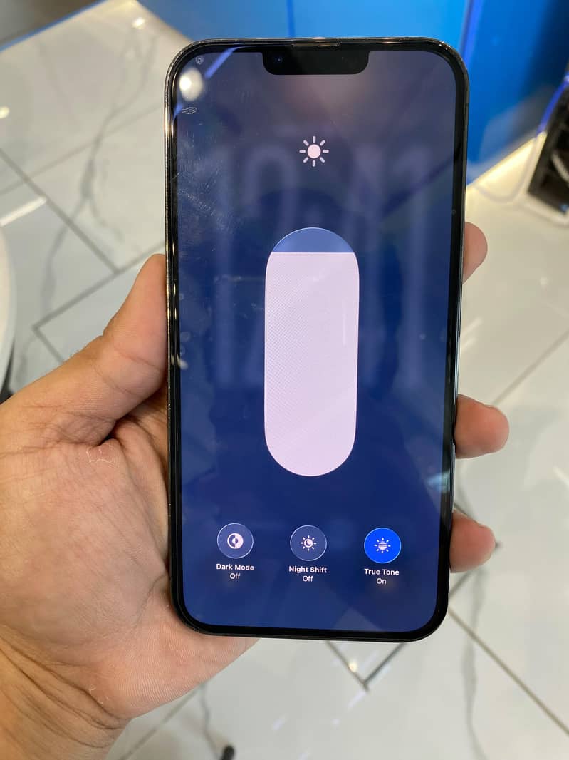 Apple iPhone 13 Pro Max 5