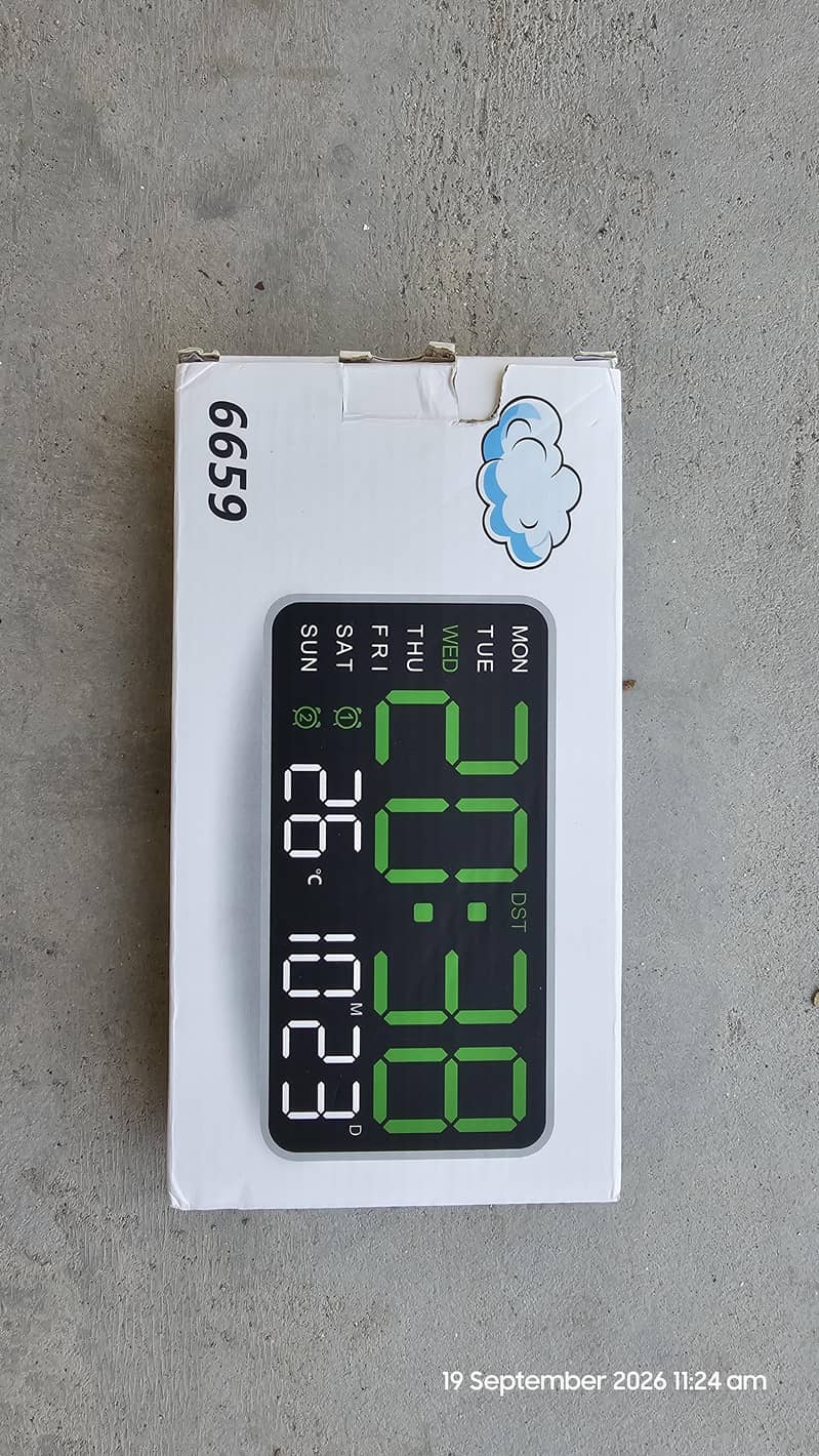 Large Modern Digital Wall clock Temp,Date,week display 1