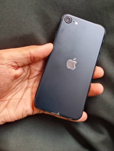 Apple iPhone SE 2022