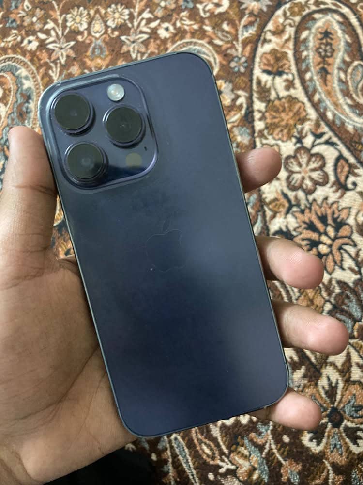 Apple iPhone 14 Pro 0