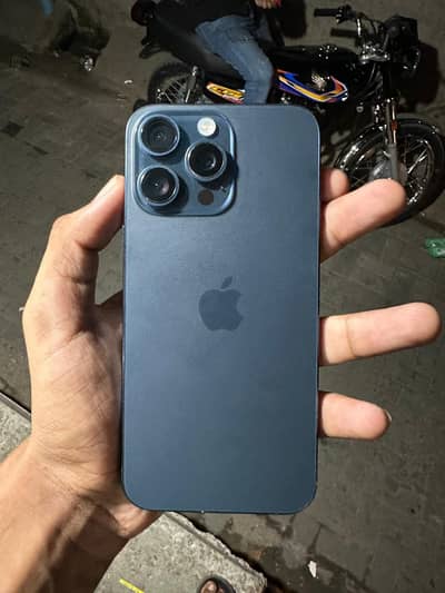Apple iPhone 15 Pro Max