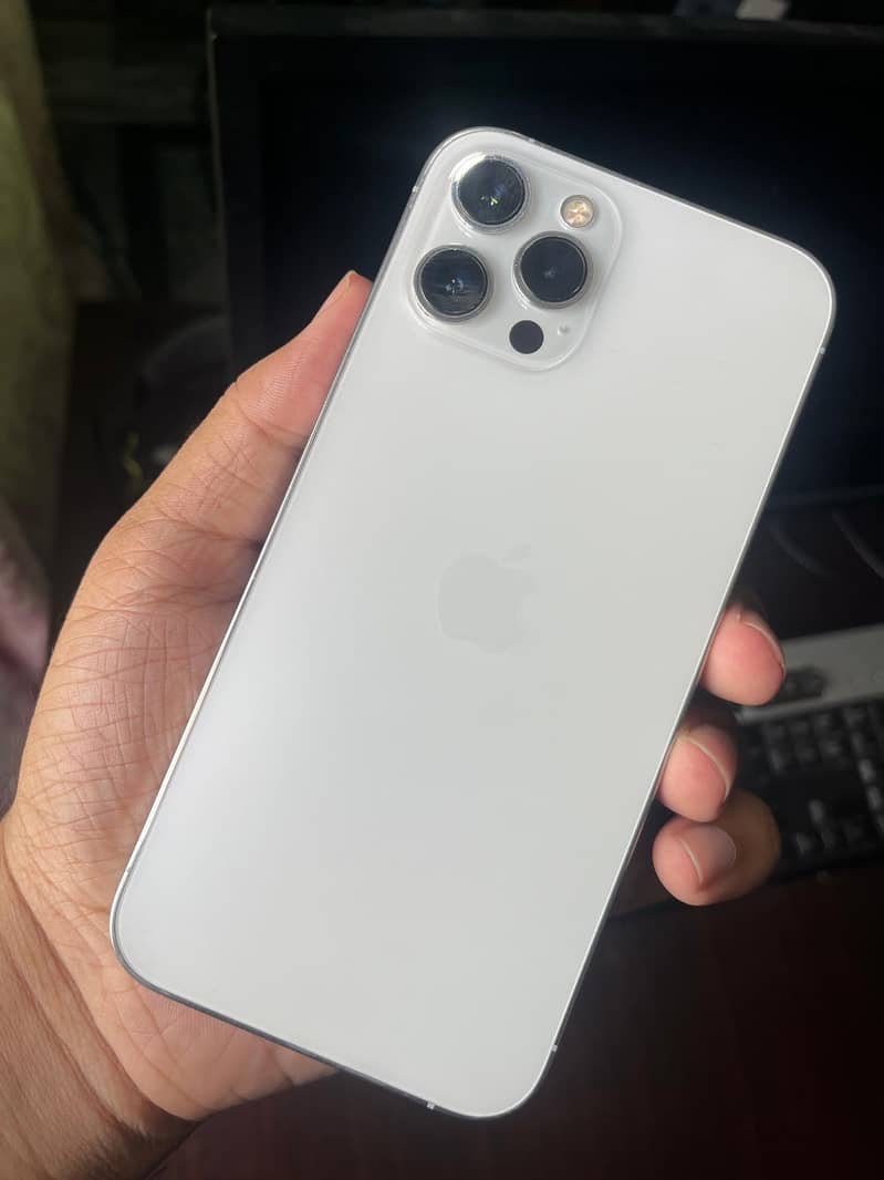 Apple iPhone 12 Pro Max 2