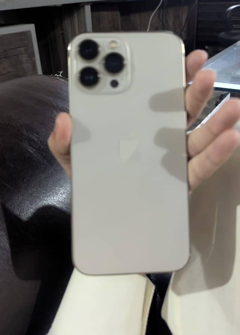 Apple iPhone 13 Pro Max 5