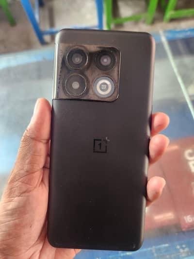 One Plus 10 Pro