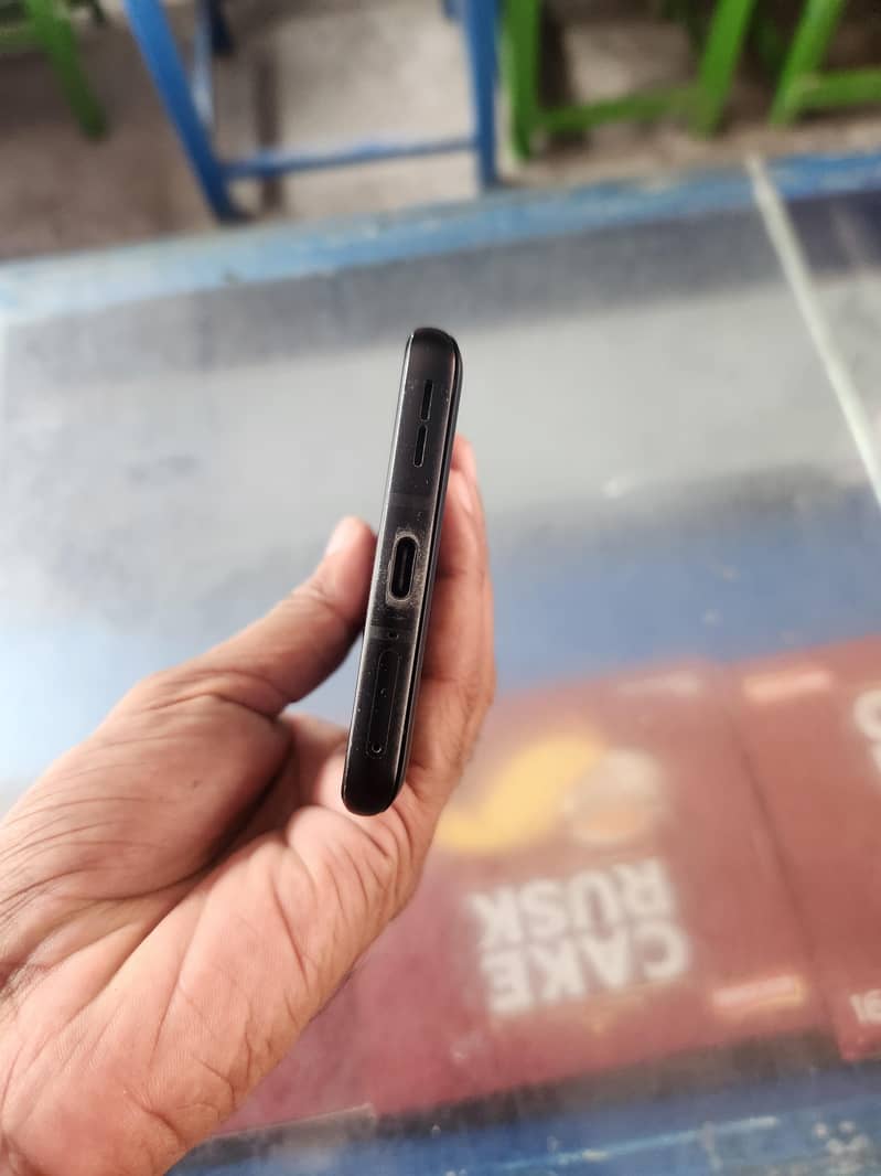 One Plus 10 Pro 4