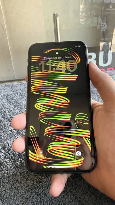 Apple iPhone 11
