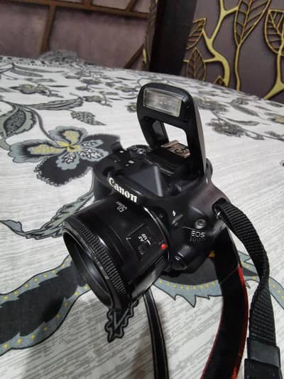 canon D100  camera all ok ha bs lens thora saf hony wala baki all ok