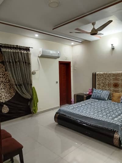5 Marla upper portion just for single couple