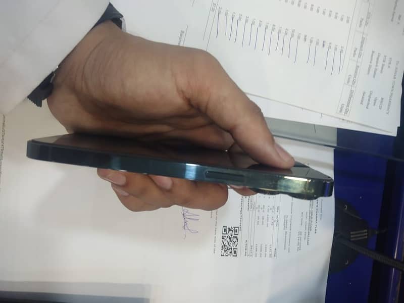 Apple iPhone 13 Pro 6