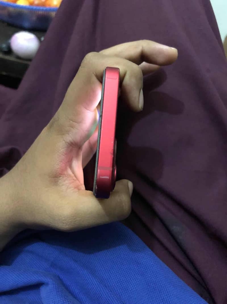 Apple iPhone 13 1