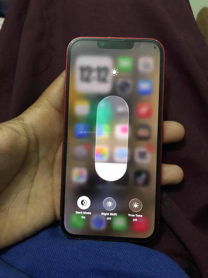 Apple iPhone 13 6