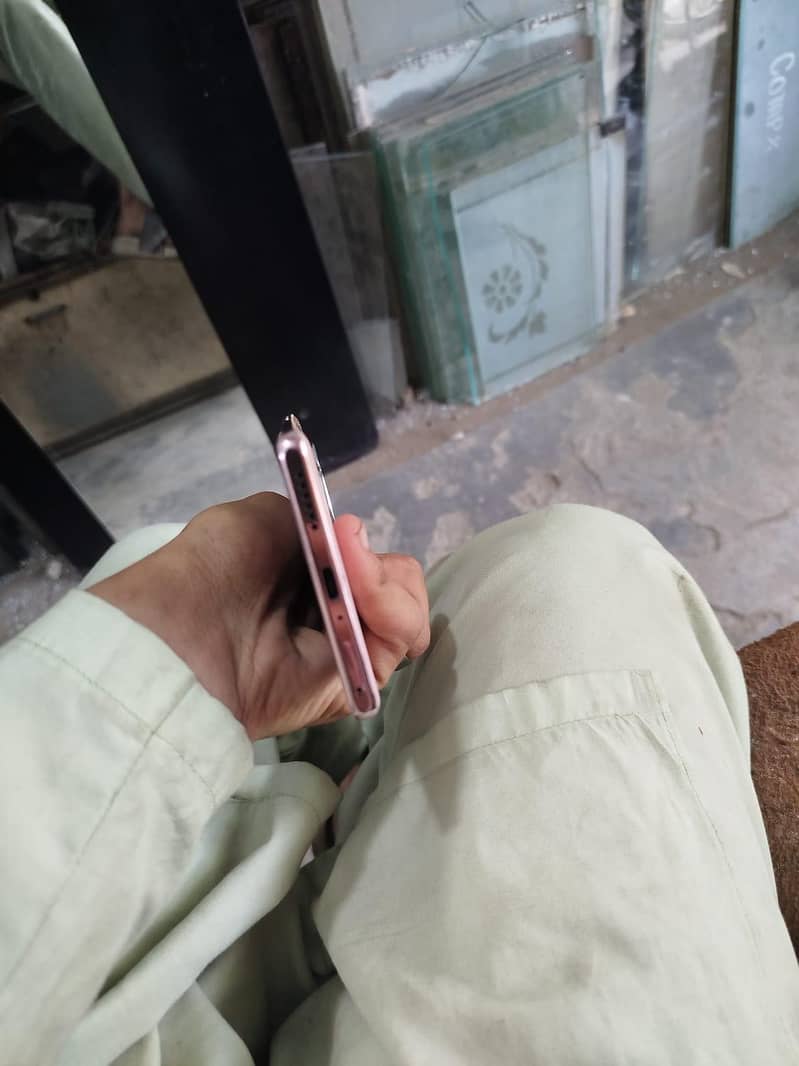 Infinix Zero 40 4