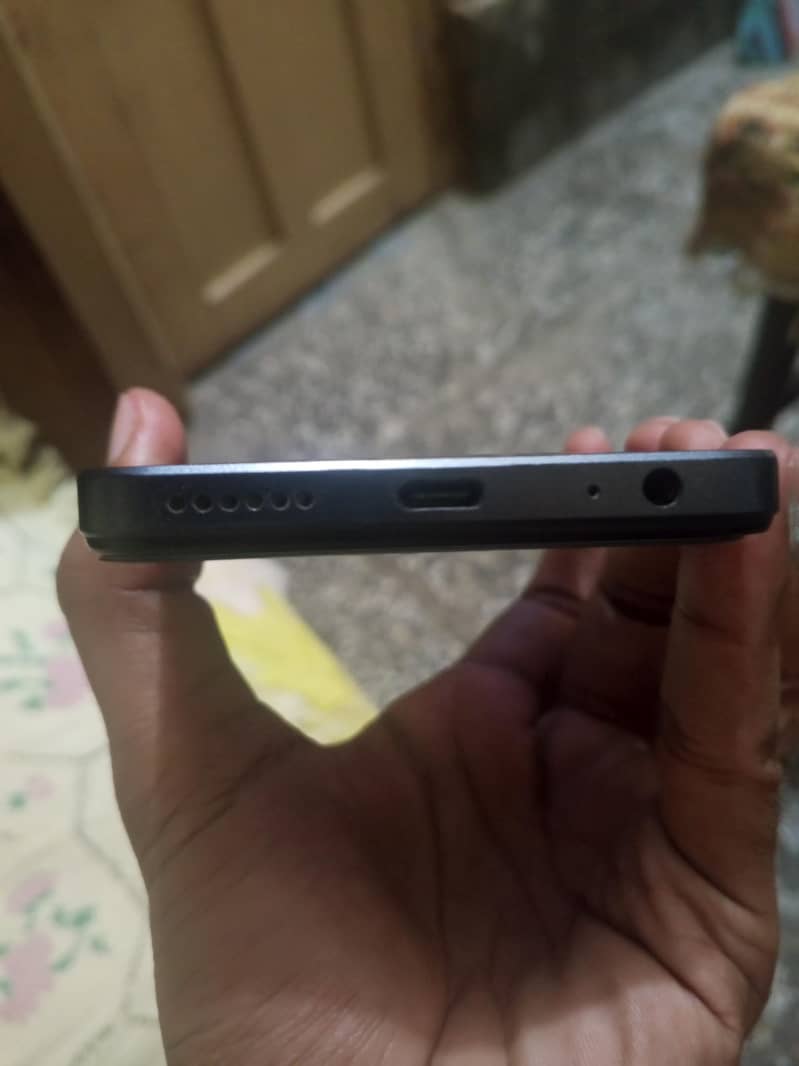 Infinix Smart 8 Plus 4