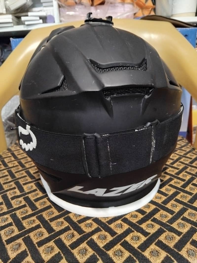 Helmet 5