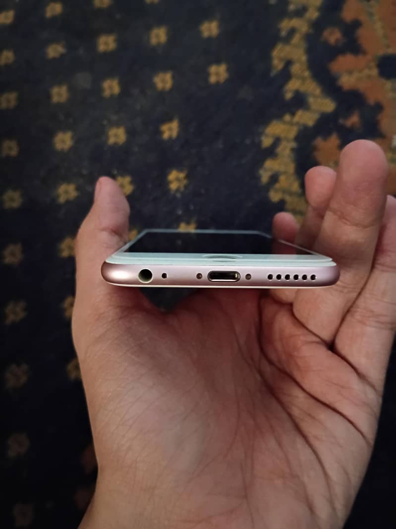 Apple iPhone 6S 2