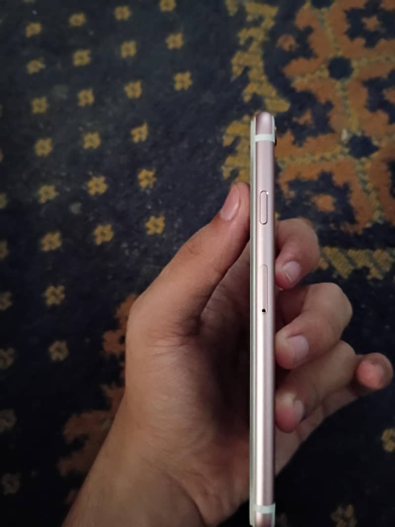 Apple iPhone 6S 3