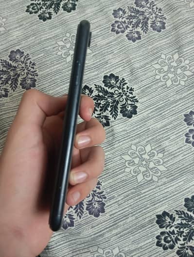 Apple iPhone XR